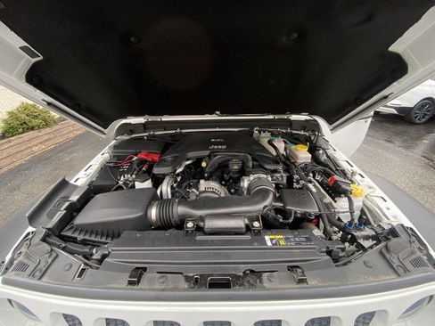 Used 2019 Jeep Wrangler Unlimited Sport S image 23