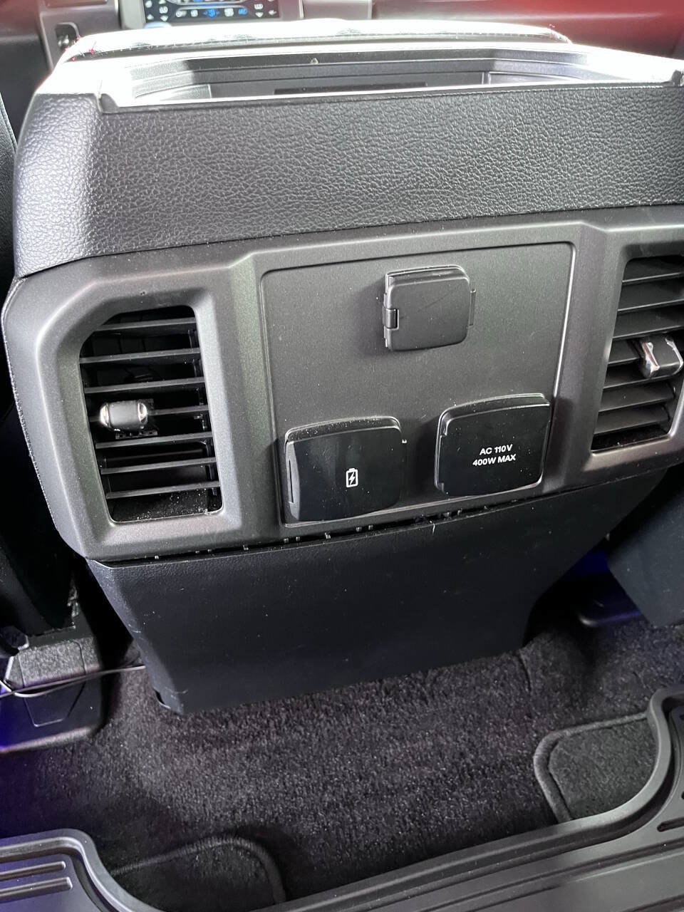Used 2019 Ford F150 XLT w/ Equipment Group 302A Luxury AWD/4WD image 17