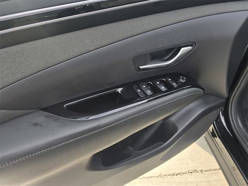 Used 2024 Hyundai Santa Cruz Limited image 21