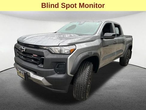 Used 2026 Chevrolet Colorado Trail Boss AWD/4WD image 5
