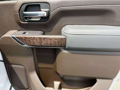 Certified 2021 GMC Sierra 2500 Denali AWD/4WD image 17