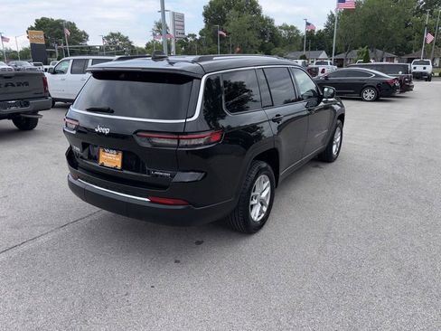 Used 2023 Jeep Grand Cherokee L Laredo RWD image 5