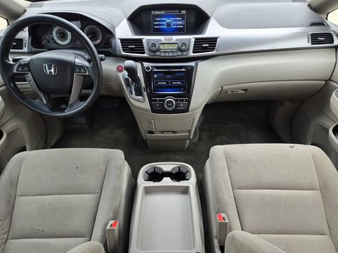 Used 2016 Honda Odyssey EX image 19