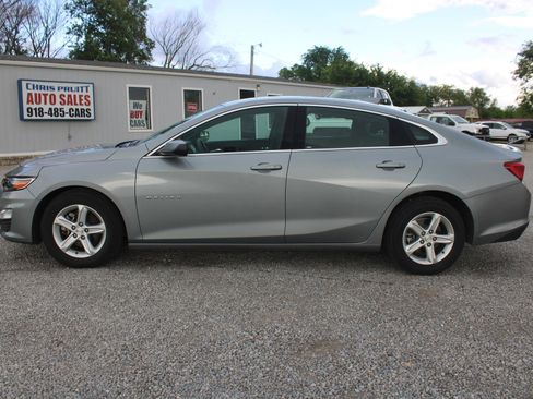 Used 2023 Chevrolet Malibu LT image 4