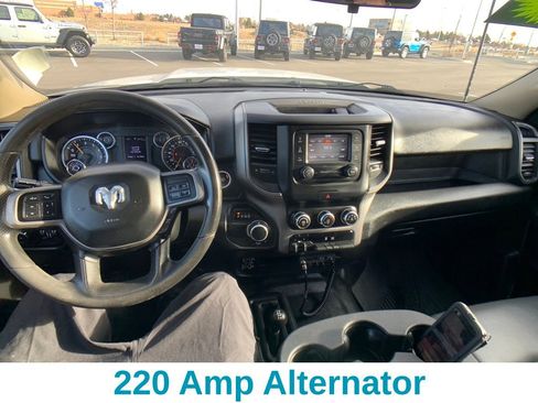 Used 2020 RAM 2500 Tradesman w/ Chrome Appearance Group AWD/4WD image 13