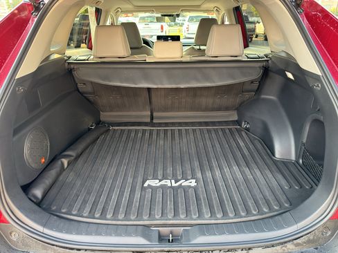 Used 2023 Toyota RAV4 Limited AWD/4WD image 9