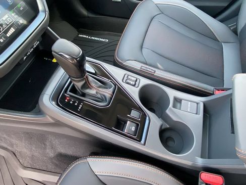 Certified 2025 Subaru Crosstrek 2.5i Limited w/ Crosstrek Mirror Package AWD/4WD image 22