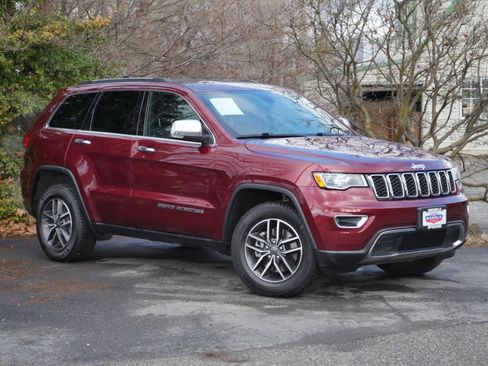 Used 2021 Jeep Grand Cherokee Limited w/ Trailer Tow Group IV image 30