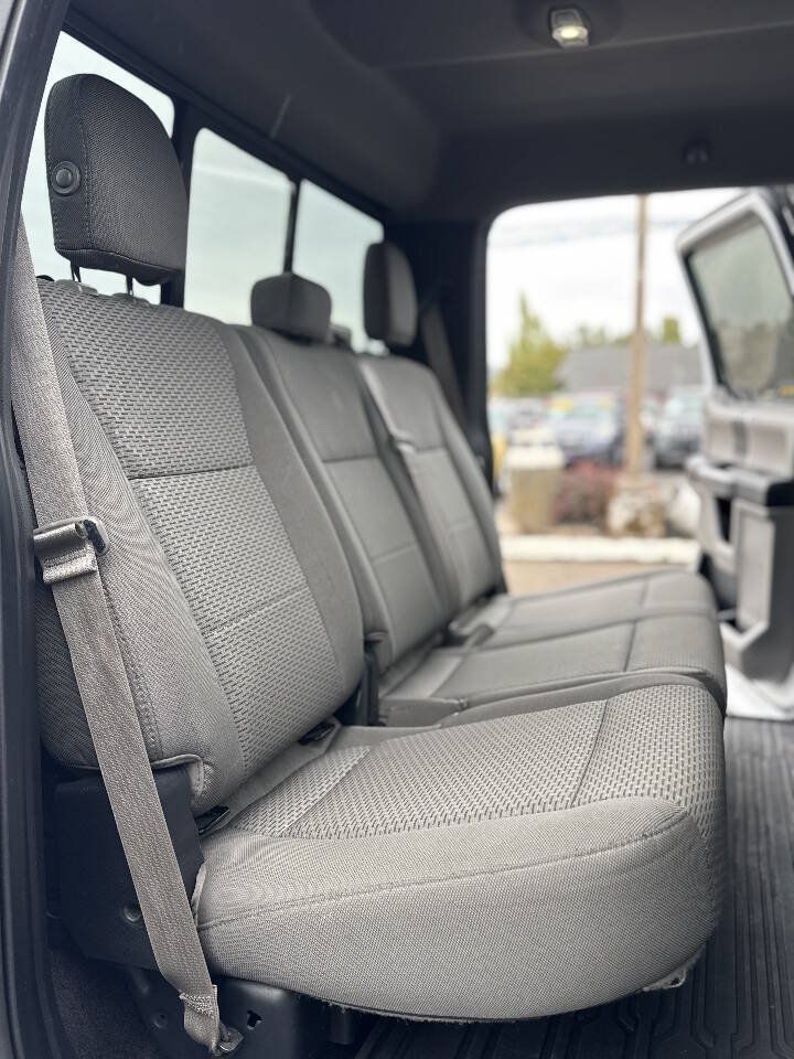 Used 2016 Ford F150 XLT w/ Equipment Group 302A Luxury AWD/4WD image 9