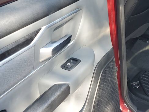 Used 2019 RAM 1500 Big Horn RWD image 15
