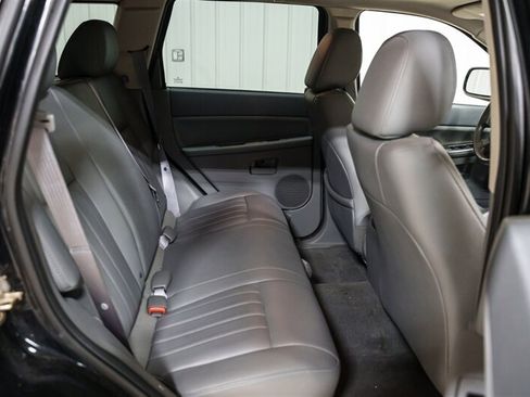 Used 2005 Jeep Grand Cherokee Laredo AWD/4WD image 23