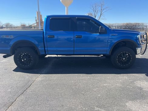 Used 2016 Ford F150 XLT image 7