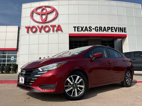 Used 2025 Nissan Versa SV w/ Trunk Package image 2