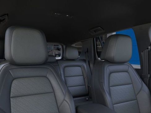 New 2026 Chevrolet Equinox LT w/ Convenience Package II image 24