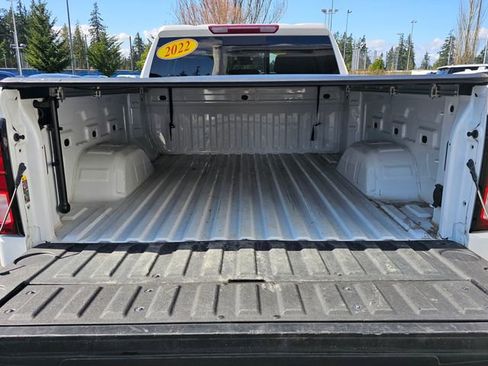 Certified 2022 GMC Sierra 1500 Elevation w/ Preferred Package AWD/4WD image 18