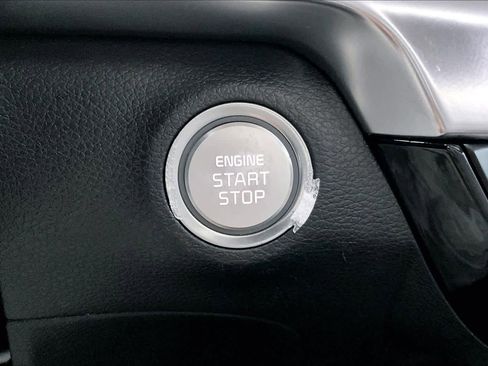 Used 2022 Kia Telluride S AWD/4WD image 33