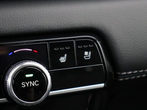 Certified 2025 Honda Pilot Elite image 25