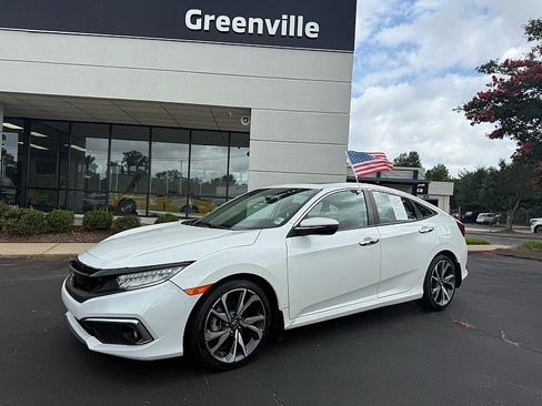 Used 2020 Honda Civic Touring image 2