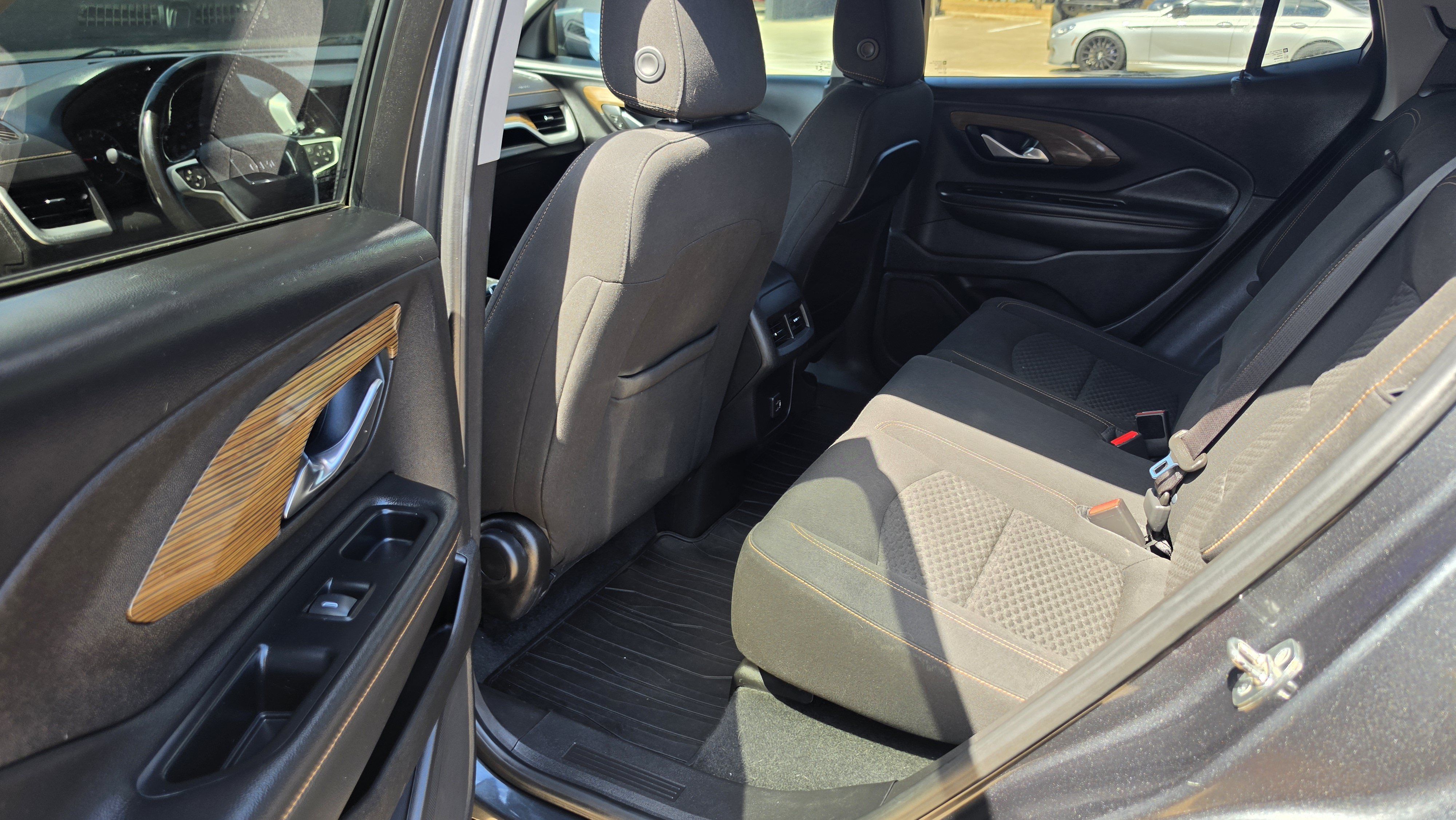 Used 2018 GMC Terrain SLE FWD image 20