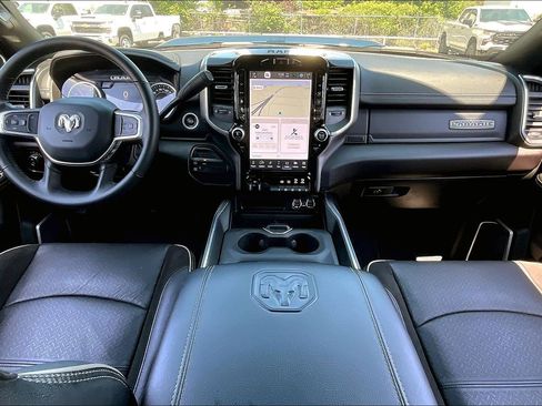 Used 2023 RAM 2500 Laramie AWD/4WD image 14