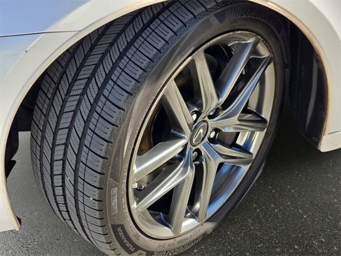 Used 2016 Lexus IS 300 AWD image 33