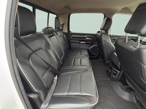 Used 2020 RAM 1500 Laramie AWD/4WD image 12