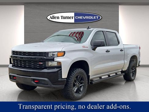 Used 2019 Chevrolet Silverado 1500 Custom Trail Boss w/ Custom Convenience Package image 3