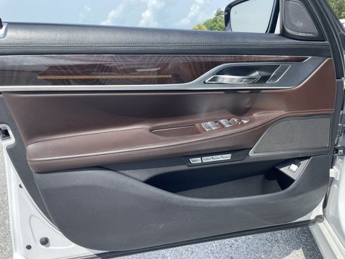 Used 2016 BMW 740i w/ Executive Package 2 RWD image 28