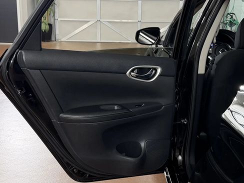 Used 2019 Nissan Sentra SV FWD image 23