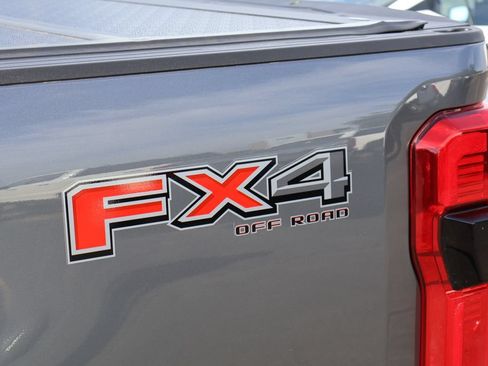 Used 2024 Ford F250 Platinum w/ FX4 Off-Road Package AWD/4WD image 10