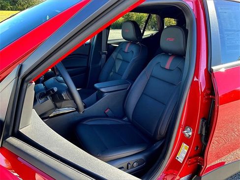 New 2026 Chevrolet Trax RS w/ Sunroof Package image 9