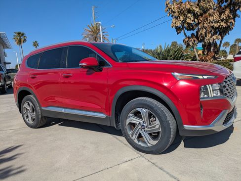 Used 2021 Hyundai Santa Fe SEL w/ Convenience Package image 2
