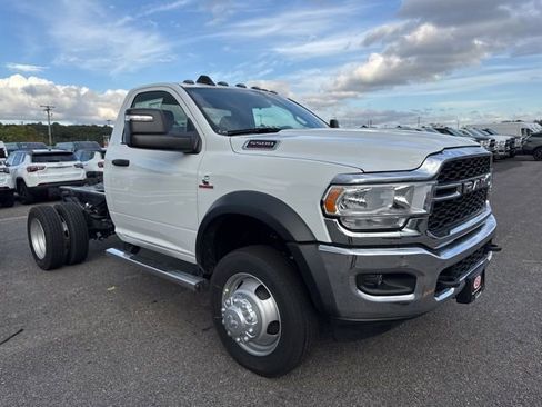New 2024 RAM 5500 Tradesman AWD/4WD image 1