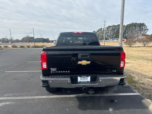 Used 2018 Chevrolet Silverado 1500 LTZ w/ Texas Edition image 7