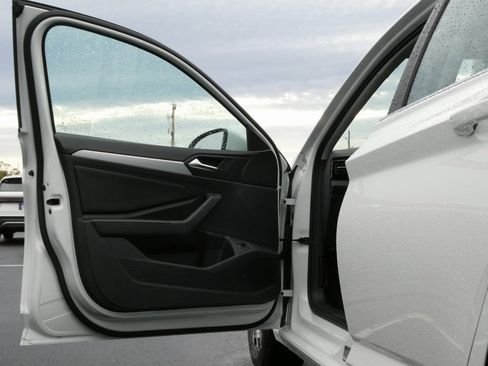 New 2025 Volkswagen Jetta S image 29