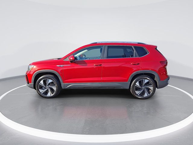 Used 2024 Volkswagen Taos SE AWD/4WD image 6
