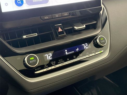 Certified 2026 Toyota Corolla Cross XLE image 26