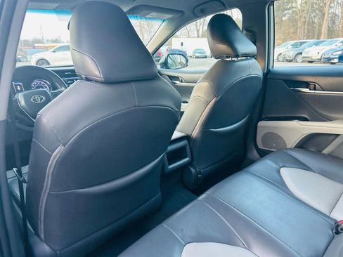 Used 2019 Toyota Camry LE image 52