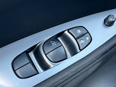 Used 2022 Nissan Leaf S Plus image 13