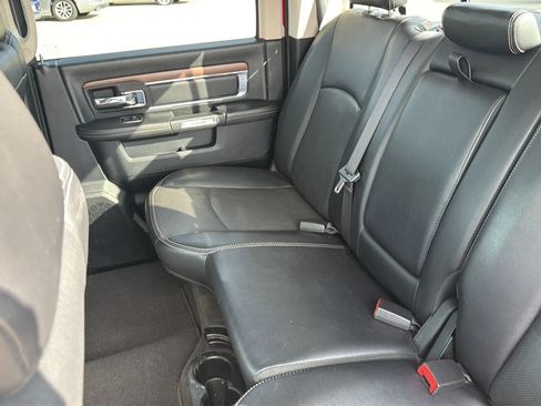 Used 2017 RAM 1500 Laramie AWD/4WD image 39