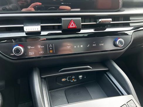 New 2026 Kia Sportage SX Prestige AWD/4WD image 23