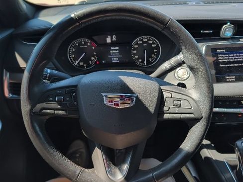 Used 2019 Cadillac XT4 Premium Luxury FWD image 20