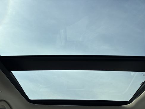 Used 2024 Honda Pilot Touring image 27