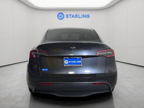 Used 2025 Tesla Model Y Long Range RWD image 7