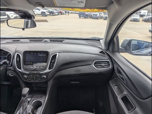 Used 2024 Chevrolet Equinox LT image 4