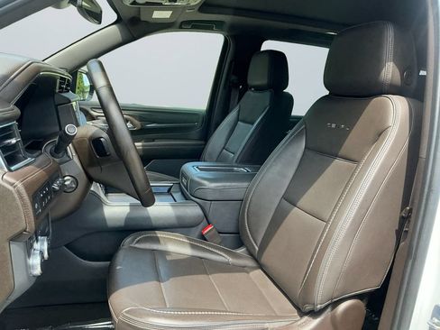 Used 2023 GMC Yukon Denali AWD/4WD image 10