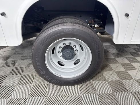 New 2025 Ford F550 4x4 Regular Cab Super Duty image 26