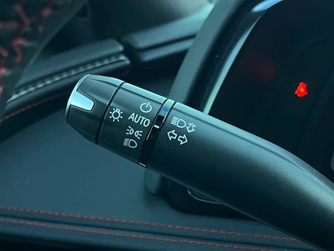 Used 2023 Chevrolet Corvette Stingray Coupe w/ 1LT image 27