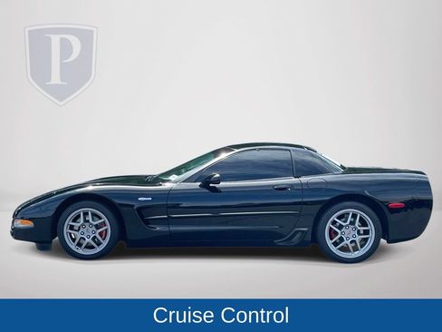 Used 2004 Chevrolet Corvette Z06 w/ Memory Package RWD image 5