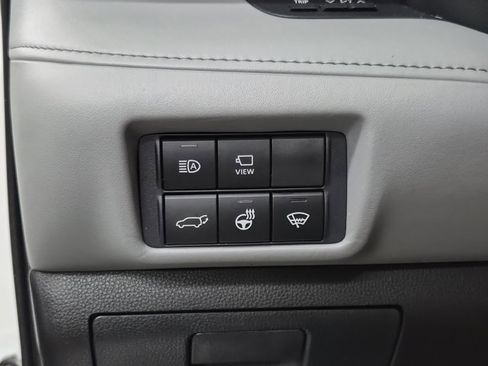 Used 2021 Toyota Highlander Platinum image 26